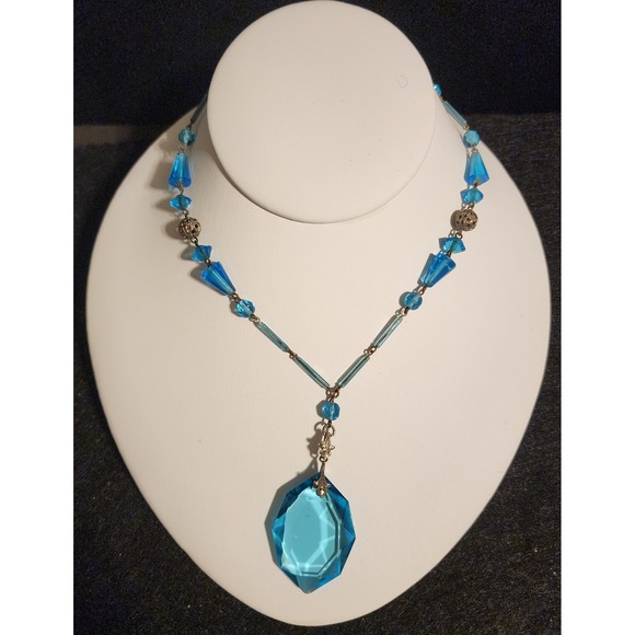 Jewelry - VTG Art Deco Aqua Blue Glass Bead Necklace Large Faceted Pendant 22 In READ